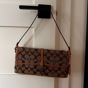 Shoulder bag and wallet set